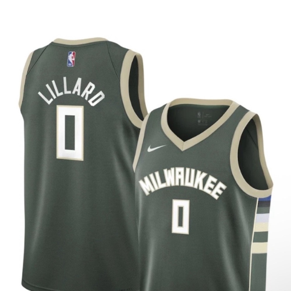 Damian Lillard Milwaukee Bucks Jersey size youth 18/20